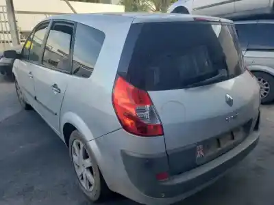 Veicolo di demolizione renault scénic ii (jm0/1_) 2.0 (jm05, jm0u, jm1n, jm1u, jm2v) dell'anno 2006 alimentato 