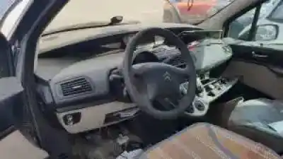 Veículo de Sucata citroen c8 4h01 do ano 2008 alimentado 