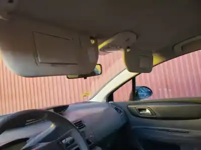 Scrapping Vehicle citroen c4 coupe 1.6 16v cat (nfu / tu5jp4) of the year 2004 powered 