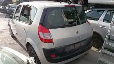Veículo de Sucata renault scénic ii (jm0/1_) 2.0 (jm05, jm0u, jm1n, jm1u, jm2v) do ano 2003 alimentado 