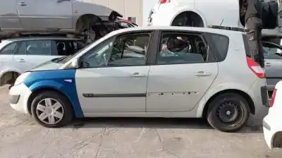 Veículo de Sucata renault scénic ii (jm0/1_) 2.0 (jm05, jm0u, jm1n, jm1u, jm2v) do ano 2003 alimentado 