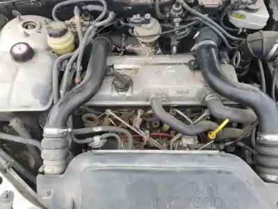 Veículo de Sucata ford focus turnier (cak) c9db do ano 1998 alimentado 