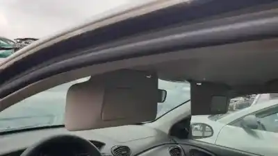 Veículo de Sucata ford focus turnier (cak) c9db do ano 1998 alimentado 