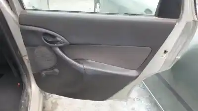 Veículo de Sucata ford focus turnier (cak) c9db do ano 1998 alimentado 