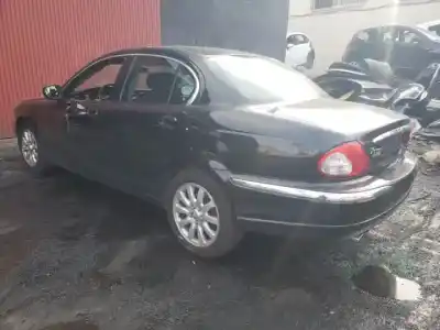 Scrapping Vehicle jaguar x-type i (x400) 2.5 v6 a las 4 ruedas of the year 2001 powered 