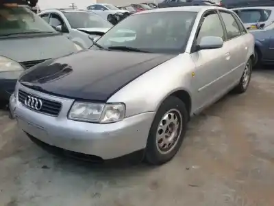 Здавання транспортного засобу audi a3 (8l) akl року 2000 потужний 