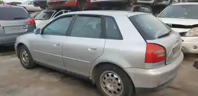 Здавання транспортного засобу audi a3 (8l) akl року 2000 потужний 