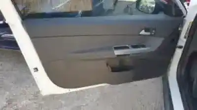 Veículo de Sucata volvo c30 d4164t do ano 2009 alimentado 