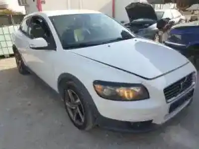 Veículo de Sucata volvo c30 d4164t do ano 2009 alimentado 