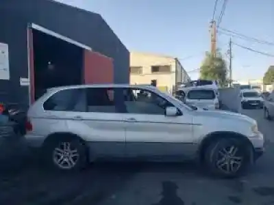 Scrapping Vehicle bmw x5 (e53) 448s2 of the year 2000 powered 