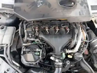 Vehicul casat ford focus berlina (cap) q6da al anului 2004 alimentat 