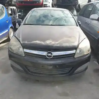 Здавання транспортного засобу opel astra gtc z17dth року 2005 потужний 