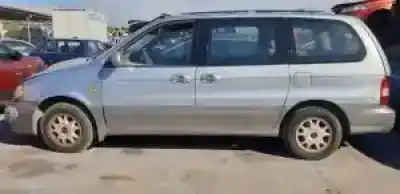 Veículo de Sucata kia carnival d/j3 do ano 2000 alimentado 
