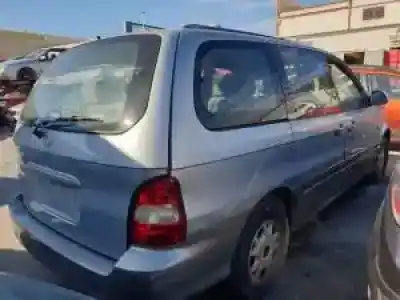 Veículo de Sucata kia carnival d/j3 do ano 2000 alimentado 
