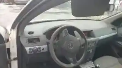 Verschrottungsfahrzeug opel astra h caravan z17dth des jahres 2004 angetrieben 