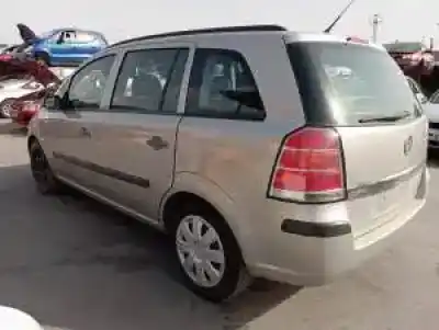 Veicolo di demolizione opel zafira b z16xe1 dell'anno 2008 alimentato 