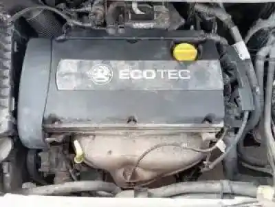 Veicolo di demolizione opel zafira b z16xe1 dell'anno 2008 alimentato 