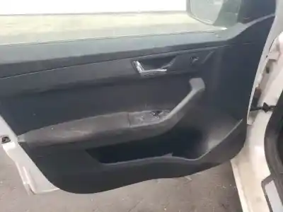 Veículo de Sucata skoda fabia combi (nj5) cus do ano 2014 alimentado  Veículo de Sucata skoda fabia combi (nj5) cus do ano 2014 alimentado