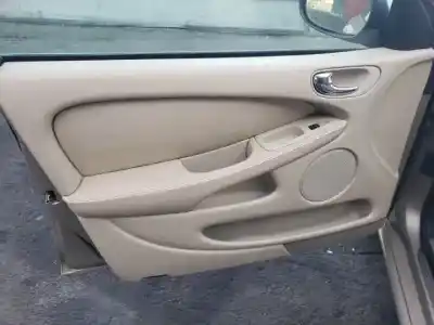 Здавання транспортного засобу jaguar x-type i (x400) 2.5 v6 a las 4 ruedas року 2001 потужний 