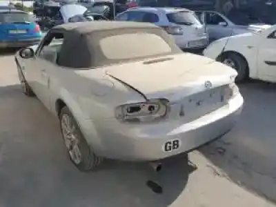 Scrapping Vehicle mazda mx-5 (nc) lf of the year 2005 powered 