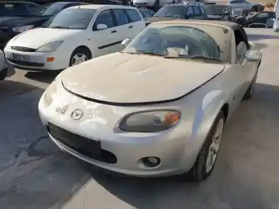 Scrapping Vehicle MAZDA MX-5 (NC) LF of the year 2005 powered 