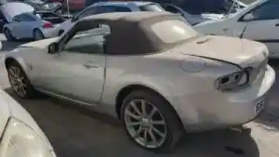 Scrapping Vehicle mazda mx-5 (nc) lf of the year 2005 powered 