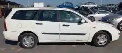 Veículo de Sucata ford focus turnier (cak) c9db do ano 1998 alimentado 