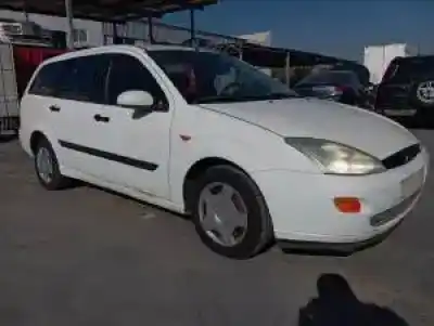 Veículo de Sucata ford focus turnier (cak) c9db do ano 1998 alimentado 