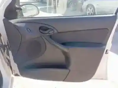 Veículo de Sucata ford focus turnier (cak) c9db do ano 1998 alimentado 