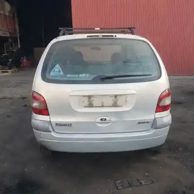 Scrapping Vehicle renault scenic (ja..) f9q744 of the year 2002 powered 