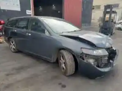 Veículo de Sucata honda accord tourer (cn/cm) n22a1 do ano 2003 alimentado 