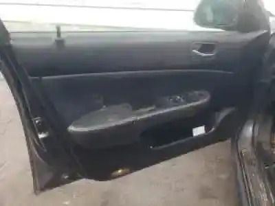 Veículo de Sucata honda accord tourer (cn/cm) n22a1 do ano 2003 alimentado 