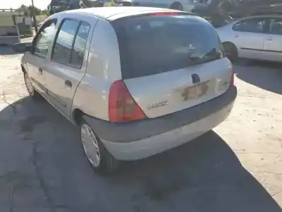Scrapping Vehicle renault clio ii fase i (b/cbo) d7f720 of the year 2000 powered 