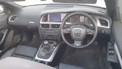 Здавання транспортного засобу audi a5 cabriolet (8f7) cdnc року 2008 потужний 