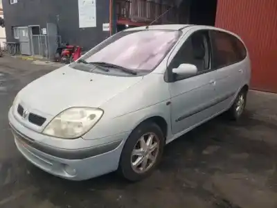 Scrapping Vehicle renault scenic (ja..) f9q732 of the year 2001 powered 