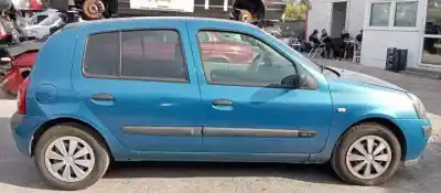 Здавання транспортного засобу renault clio ii fase ii (b/cb0) d7f726 року 2001 потужний 