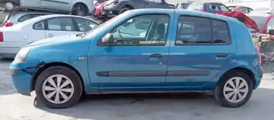Здавання транспортного засобу renault clio ii fase ii (b/cb0) d7f726 року 2001 потужний 