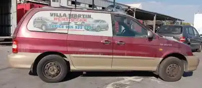Veículo de Sucata kia carnival d/j3 do ano 2000 alimentado 