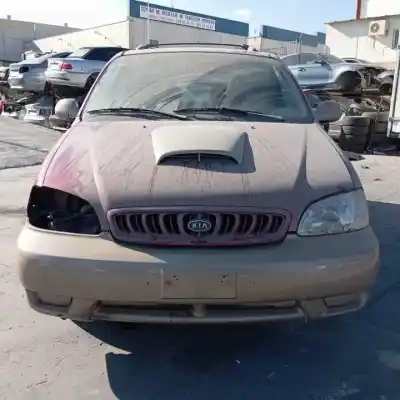 Veículo de Sucata kia carnival d/j3 do ano 2000 alimentado 