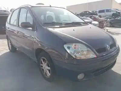 Scrapping Vehicle renault scenic (ja..) f4r740 of the year 1999 powered 