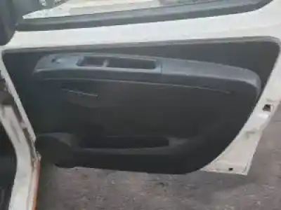 Véhicule à la ferraille citroen nemo (vu) fhy de l'année 2016 alimenté 