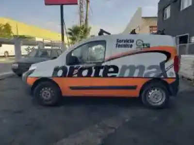 Véhicule à la ferraille citroen nemo (vu) fhy de l'année 2016 alimenté 