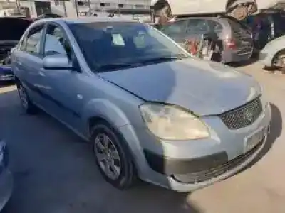 Scrapping Vehicle kia rio (jb) g4ee of the year 2005 powered 