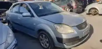 Scrapping Vehicle kia rio (jb) g4ee of the year 2005 powered 