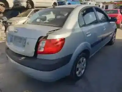 Scrapping Vehicle kia rio (jb) g4ee of the year 2005 powered 