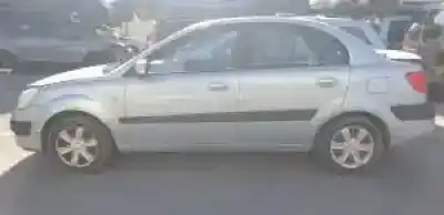 Scrapping Vehicle kia rio (jb) g4ee of the year 2005 powered 