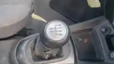 Scrapping Vehicle kia rio (jb) g4ee of the year 2005 powered 