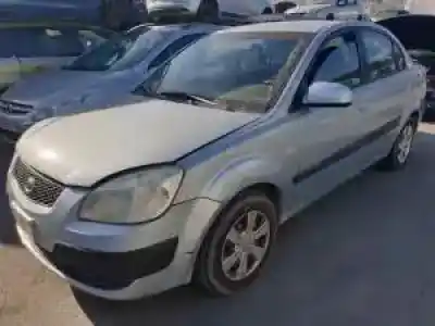 Scrapping Vehicle kia rio (jb) g4ee of the year 2005 powered 