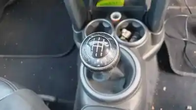 Здавання транспортного засобу mini cabrio (r52) w10b16a.w10b16o0.11000430230 року 2004 потужний 