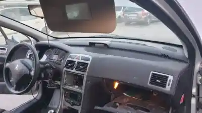 Здавання транспортного засобу peugeot 307 break / sw (s1) nfu року 2004 потужний 
